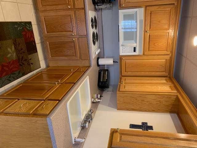 789 N Falling Waters Dr N, Demorest, GA 30535 - view of kitchen