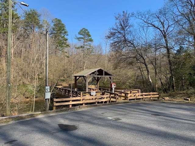 789 N Falling Waters Dr N, Demorest, GA 30535 - view of front of house with a gazebo and a wooded view
