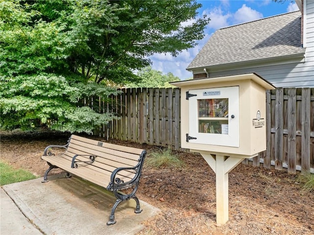 3515 Mcclure Woods Dr, Duluth, GA 30096 - surrounding community featuring a patio