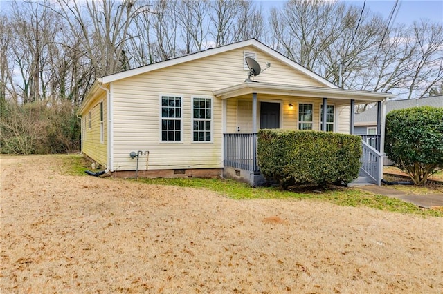 bungalow-style house with a porch