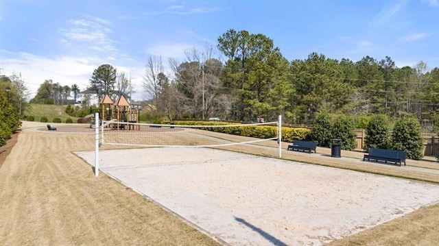 5247 Flannery Chase SW, Powder Springs, GA 30127 - surrounding community featuring volleyball court