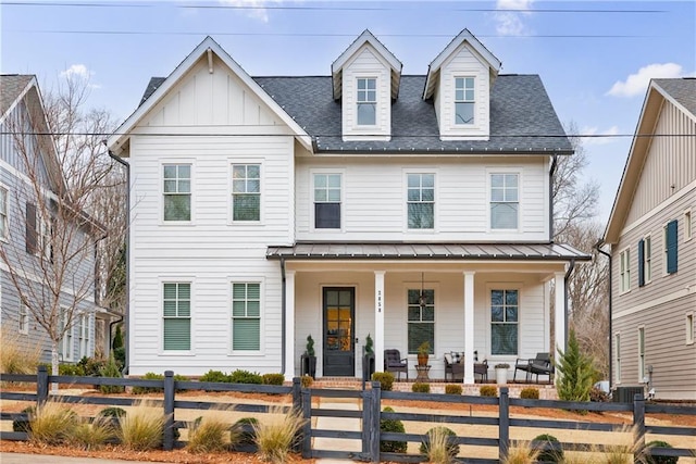 view of front of house with a porch