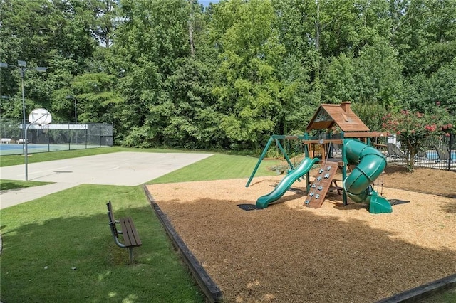 2802 Arabian Trl NE, Marietta, GA 30062 - community jungle gym with community basketball court