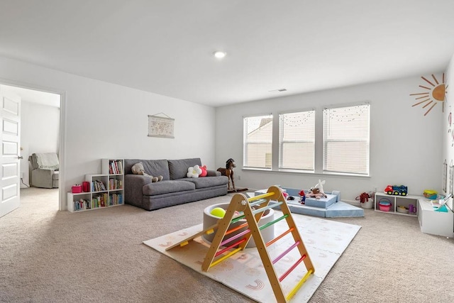 game room featuring carpet