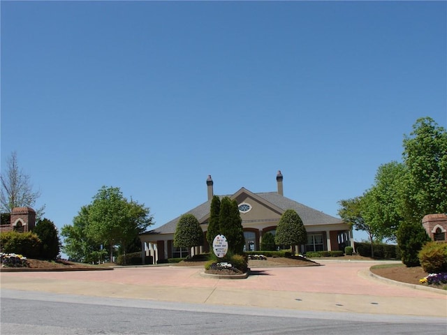 view of front of home