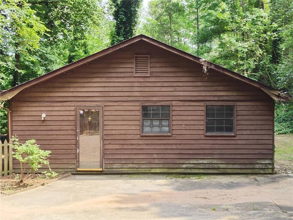418 Honey Suckle Ln, Stockbridge, GA 30281 - view of side of property