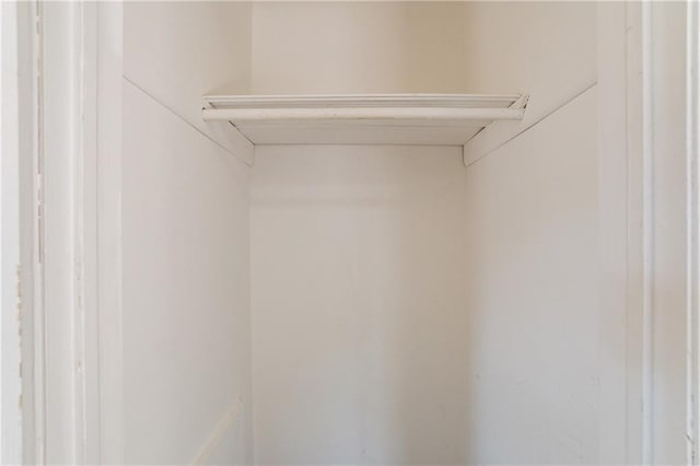 3018 Meadowview Dr SE, Atlanta, GA 30316 - view of closet