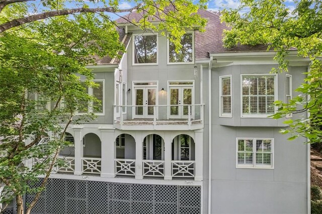 gate featuring a porch