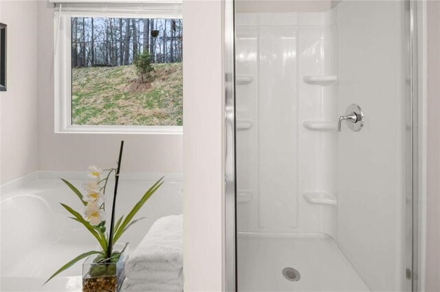 1346 Riverstone Rd Unit 107, Jonesboro, GA 30238 - full bathroom featuring a shower stall