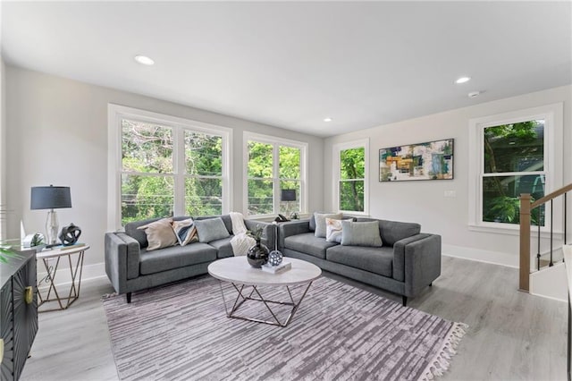 101 Fairfield Ct, Atlanta, GA 30314 - living area featuring plenty of natural light, baseboards, light wood-style flooring, and recessed lighting