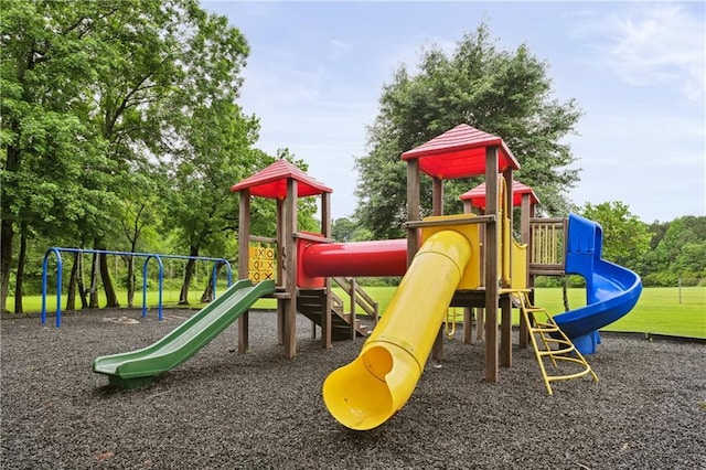 1185 Charter Club Dr, Lawrenceville, GA 30043 - view of communal playground