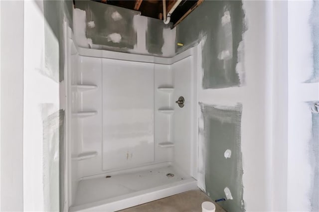 1213 Grande Vw, Loganville, GA 30052 - full bath featuring a stall shower