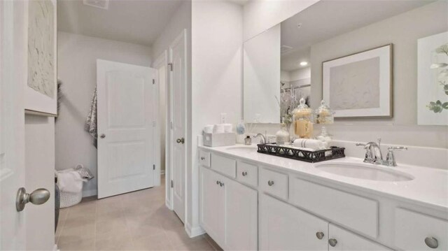 204 College Cir Unit 1003, Hapeville, GA 30354 - bathroom featuring vanity