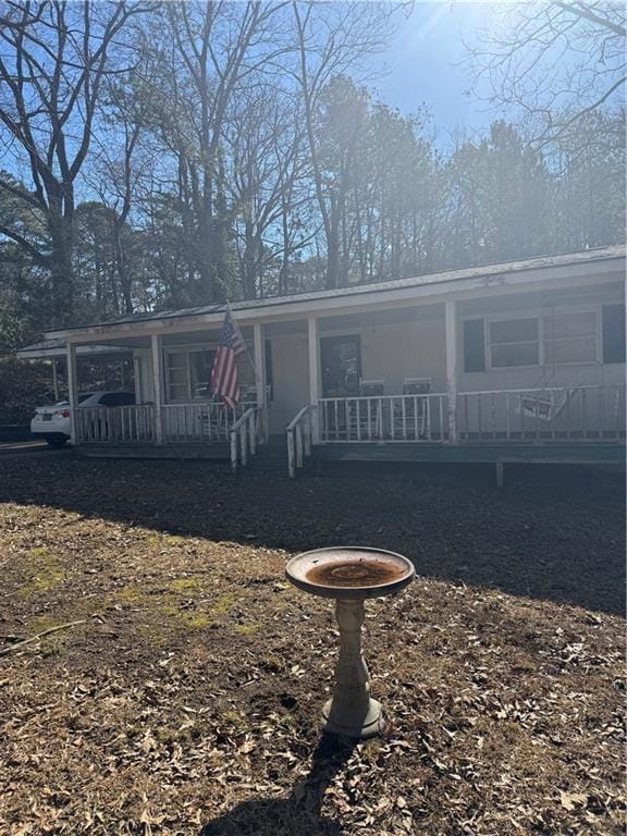 view of front of house with a porch