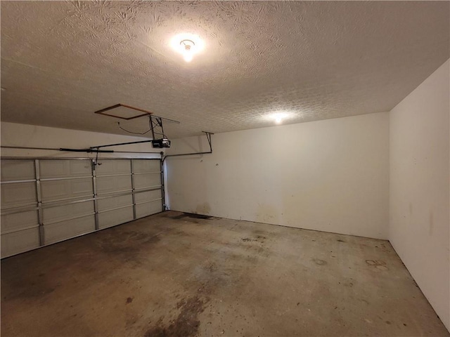180 Preston Oaks Dr, Johns Creek, GA 30022 - garage with a garage door opener