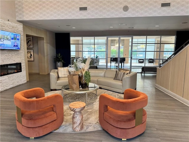 711 Cosmopolitan Dr NE Unit 426, Atlanta, GA 30324 - view of lobby