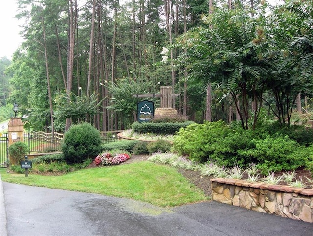 Listing photo 3 for 107 Sharp Mountain Pkwy, Jasper GA 30143