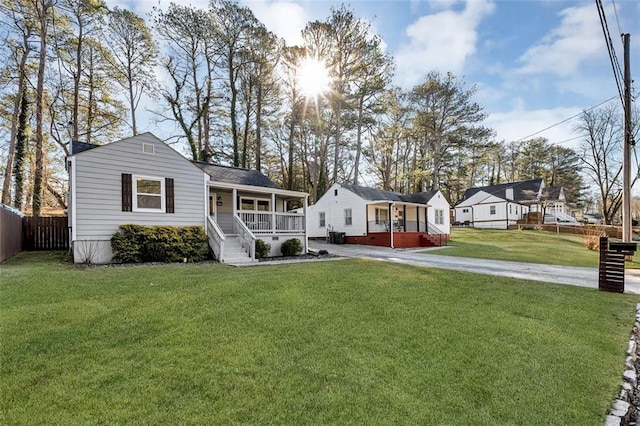 2912 Palm Dr, East Point, GA 30344 - view of front of property featuring a porch and driveway
