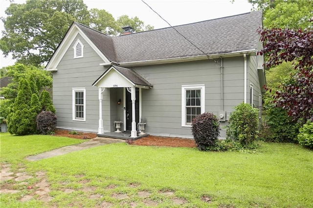 1096 Tilden St NW, Atlanta, GA 30318 - back of property featuring a yard and roof with shingles
