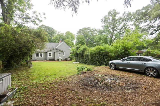 1096 Tilden St NW, Atlanta, GA 30318 - view of green lawn with view of scattered trees