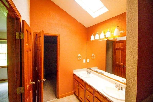 20 Lisa Ct, Stockbridge, GA 30281 - full bath with lofted ceiling and double vanity