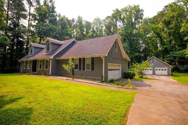 20 Lisa Ct, Stockbridge, GA 30281 - view of front of property with a front yard, a garage, and view of wooded area