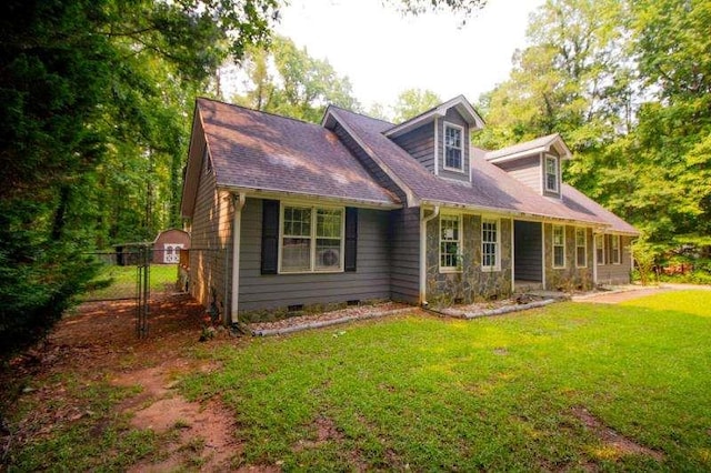 20 Lisa Ct, Stockbridge, GA 30281 - cape cod home with crawl space and a gate