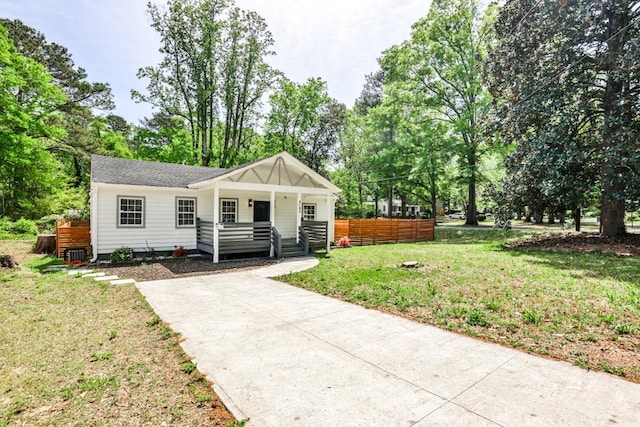 2195 Penelope St NW, Atlanta, GA 30314 - view of front of property featuring a porch and a front lawn