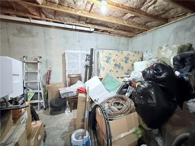 view of unfinished basement