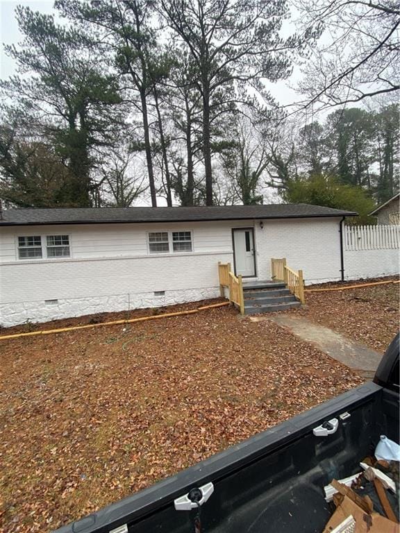 1905 Robinhill Ct, Tucker, GA 30084 - view of front of home featuring crawl space