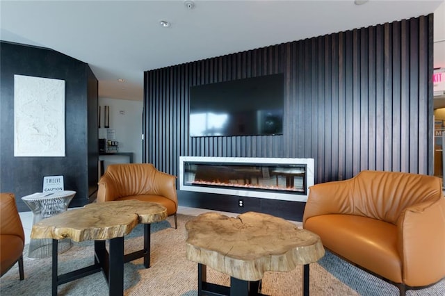 400 W Peachtree St NW Unit 3711, Atlanta, GA 30308 - sitting room with a glass covered fireplace