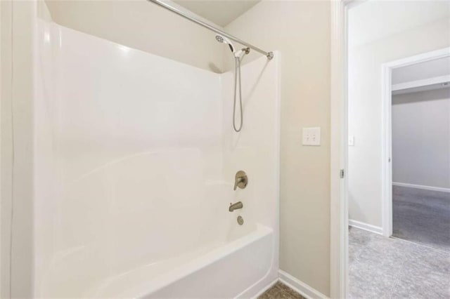 bathroom with shower / bathtub combination
