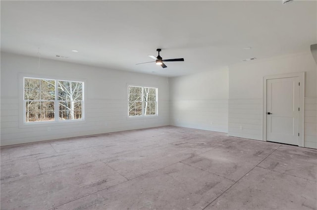 spare room featuring ceiling fan