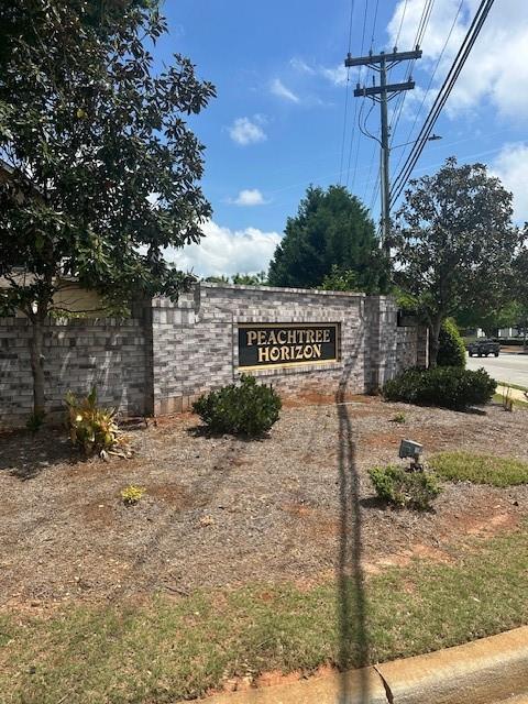 280 Ridge Bluff Ln, Suwanee, GA 30024 - view of community / neighborhood sign