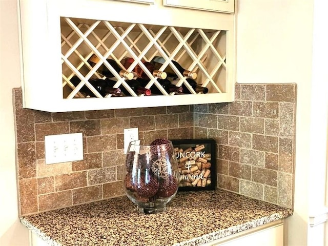 detailed view of tasteful backsplash