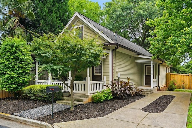 view of front of house featuring covered porch