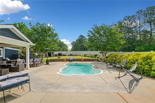 2545 Hickory Level Rd, Villa Rica, GA 30180 - view of pool with a patio area and a fenced backyard