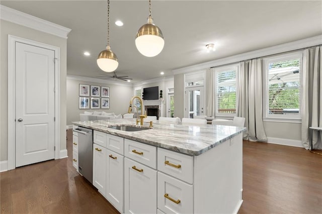 2811 Shady Valley Dr NE, Brookhaven, GA 30324 - dining space featuring recessed lighting, ceiling fan, and ornamental molding