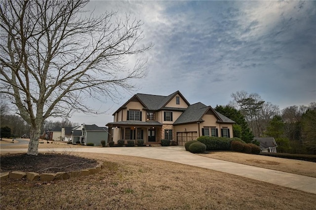 view of front of house with a front lawn