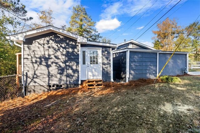 389 Oglesby Bridge Rd SE, Conyers, GA 30094 - view of front of house featuring concrete driveway and an attached carport