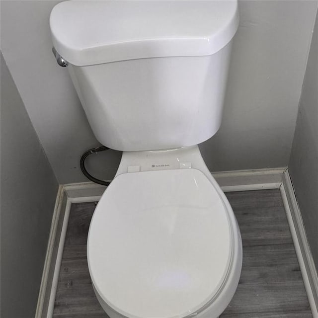 6354 Shannon Pkwy Unit 20D, Union City, GA 30291 - bathroom with baseboards and wood finished floors