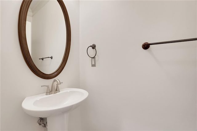 2255 Lenox Ridge Ct NE, Atlanta, GA 30319 - bathroom with a sink