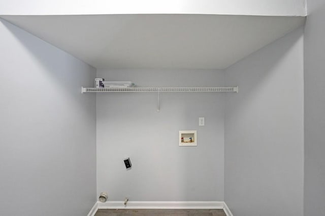 laundry room with washer hookup