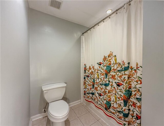 2700 Pine Tree Rd NE Unit 1013, Atlanta, GA 30324 - bathroom featuring vanity, ornamental molding, tile patterned floors, and baseboards