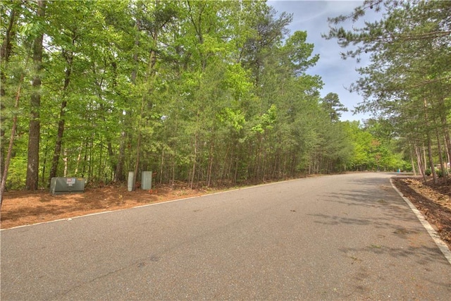 302 Bluestern Dr SE, Big Canoe, GA 30143