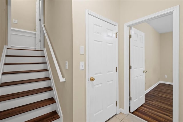 5159 Wellsley Bnd, Alpharetta, GA 30005 - stairs featuring tile patterned floors and baseboards