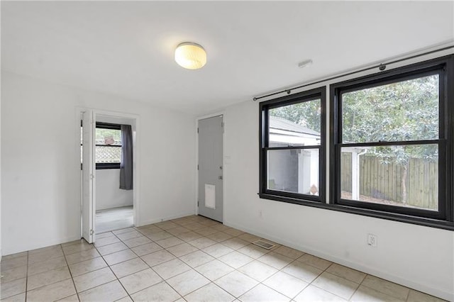 1631 Dresden Dr NE, Brookhaven, GA 30319 - unfurnished room featuring light tile patterned floors