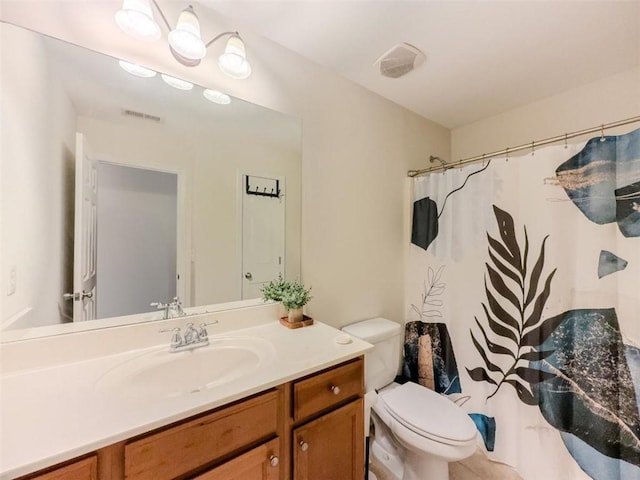 750 Summerstone Ln, Lawrenceville, GA 30044 - full bath with vanity, toilet, and a shower with curtain