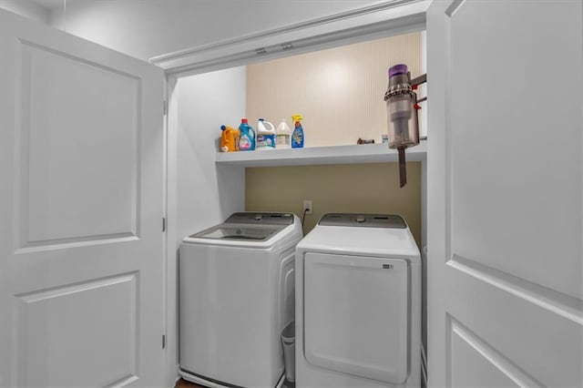 2066 Patterson Park Rd, Decatur, GA 30033 - laundry area with separate washer and dryer