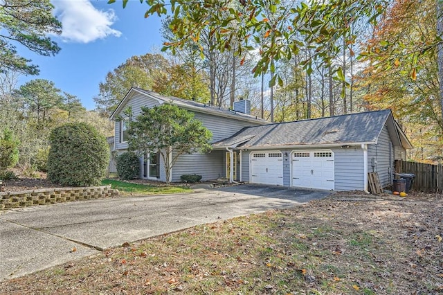 view of front of property featuring a garage